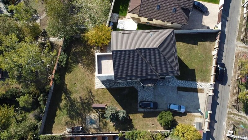 Mogosoaia Vila  la padure si DN.